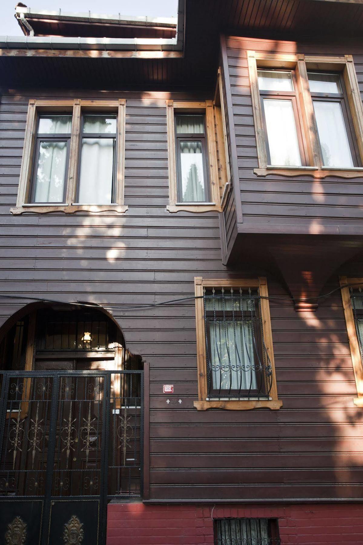 Veni Vidi Dormi Hostel Istanboel Buitenkant foto