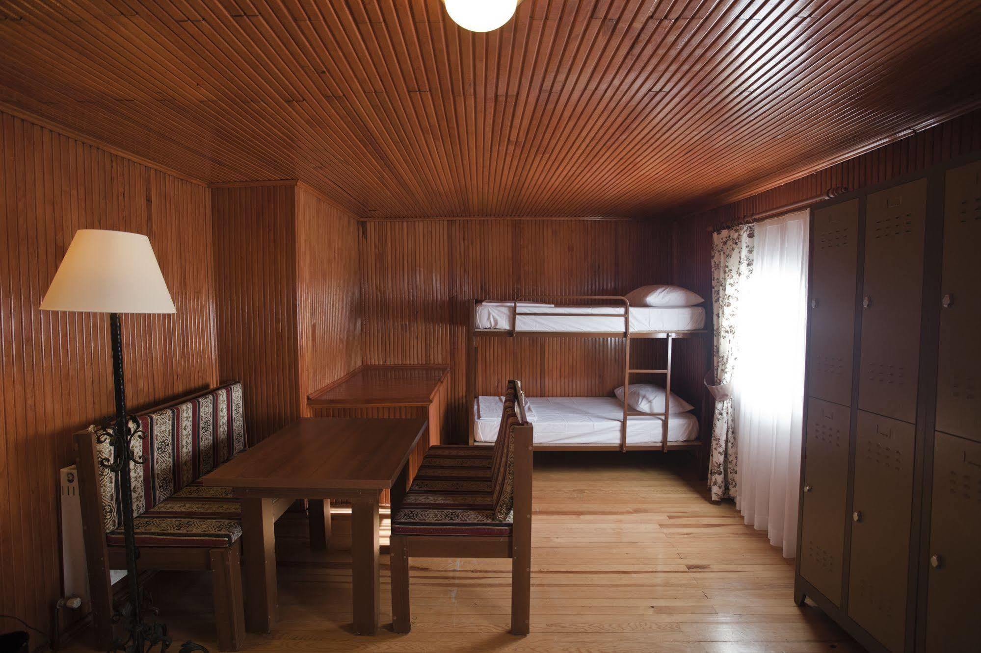 Veni Vidi Dormi Hostel Istanboel Buitenkant foto